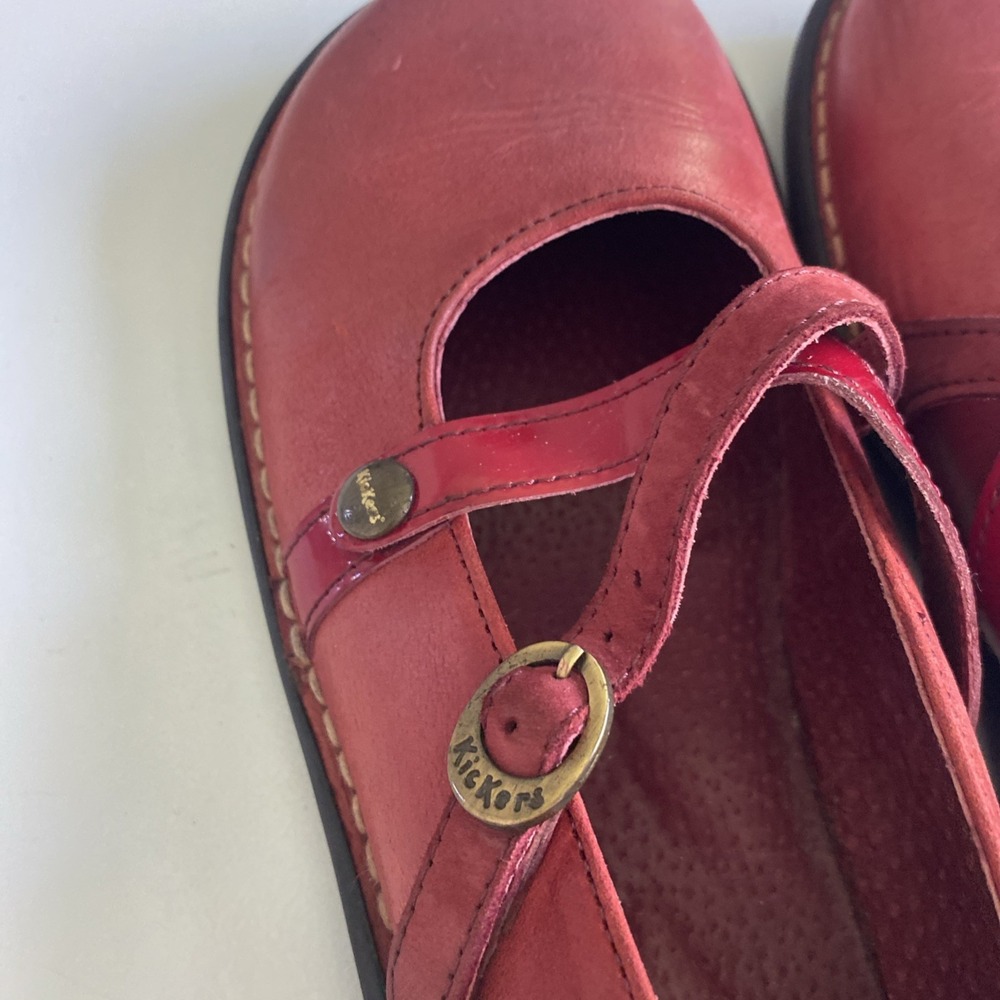 Kickers Leather Mary Jane Buckle Shoe Red Flats EU 41 US 9 Comfort Walking - Picture 10 of 14
